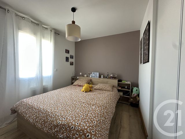 Maison &agrave; louer - 4 pi&egrave;ces - 80,24 m2 - Aimargues - 30 - LANGUEDOC-ROUSSILLON