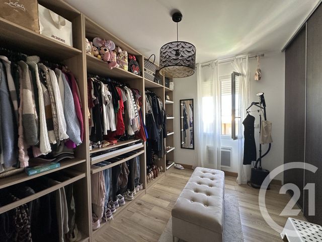 Maison &agrave; louer - 4 pi&egrave;ces - 80,24 m2 - Aimargues - 30 - LANGUEDOC-ROUSSILLON