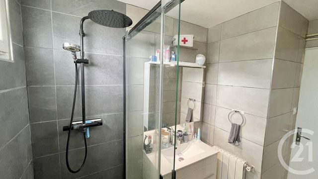 Appartement T5 &agrave; vendre - 5 pi&egrave;ces - 82,56 m2 - Lunel - 34 - LANGUEDOC-ROUSSILLON