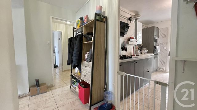 Appartement T5 &agrave; vendre - 5 pi&egrave;ces - 82,56 m2 - Lunel - 34 - LANGUEDOC-ROUSSILLON