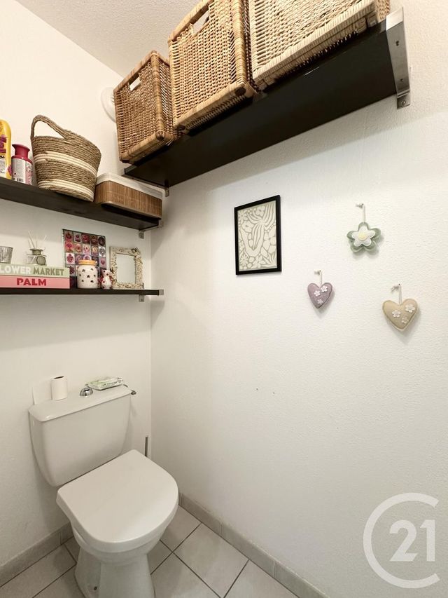 Appartement F2 &agrave; louer - 2 pi&egrave;ces - 45,01 m2 - Uchaud - 30 - LANGUEDOC-ROUSSILLON