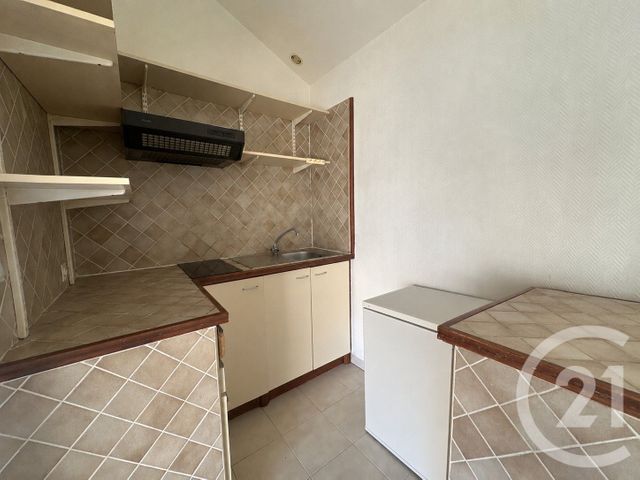 Appartement Studio &agrave; louer - 1 pi&egrave;ce - 21,41 m2 - Lunel - 34 - LANGUEDOC-ROUSSILLON