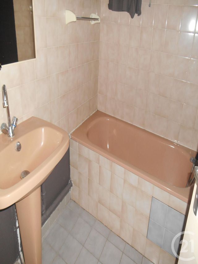 Appartement Studio &agrave; louer - 1 pi&egrave;ce - 27,10 m2 - Lunel - 34 - LANGUEDOC-ROUSSILLON