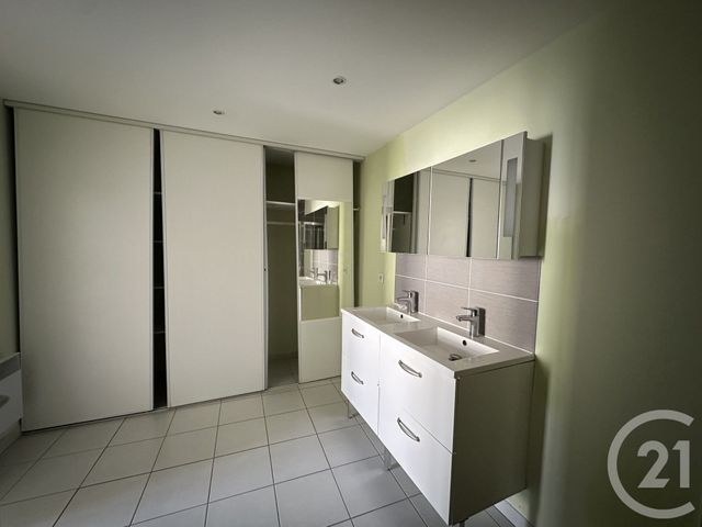 Appartement F3 &agrave; louer - 3 pi&egrave;ces - 89,04 m2 - Vergeze - 30 - LANGUEDOC-ROUSSILLON