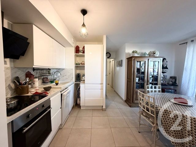 Appartement T3 &agrave; vendre - 3 pi&egrave;ces - 68 m2 - Lunel - 34 - LANGUEDOC-ROUSSILLON