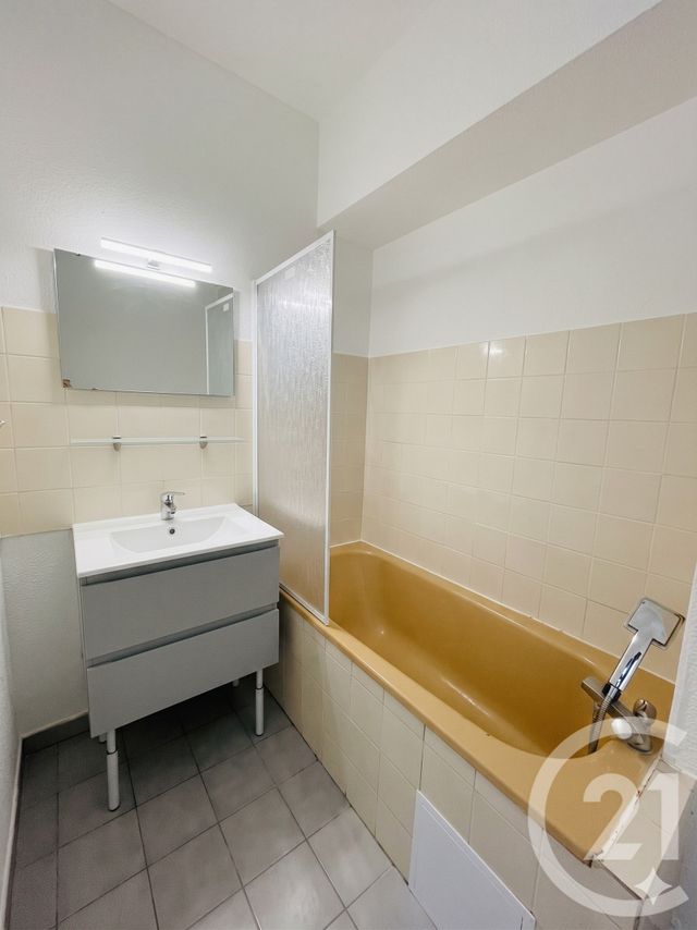 Appartement T1 &agrave; louer - 1 pi&egrave;ce - 25,80 m2 - Lunel - 34 - LANGUEDOC-ROUSSILLON