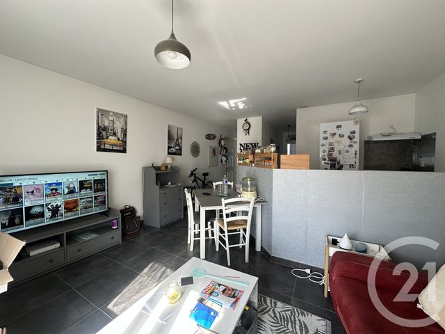 Appartement F2 bis &agrave; louer - 3 pi&egrave;ces - 54,11 m2 - Lunel - 34 - LANGUEDOC-ROUSSILLON