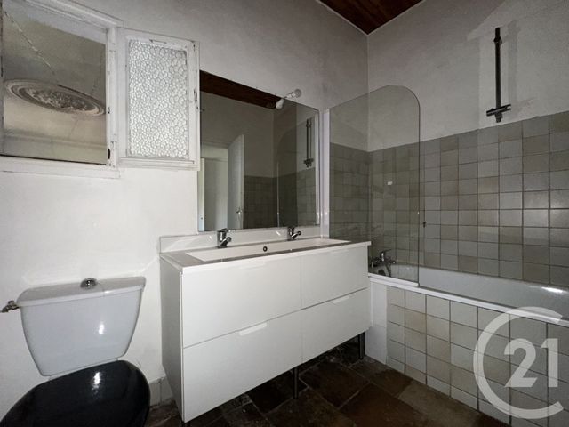 Appartement F3 &agrave; louer - 3 pi&egrave;ces - 61,42 m2 - Lunel - 34 - LANGUEDOC-ROUSSILLON
