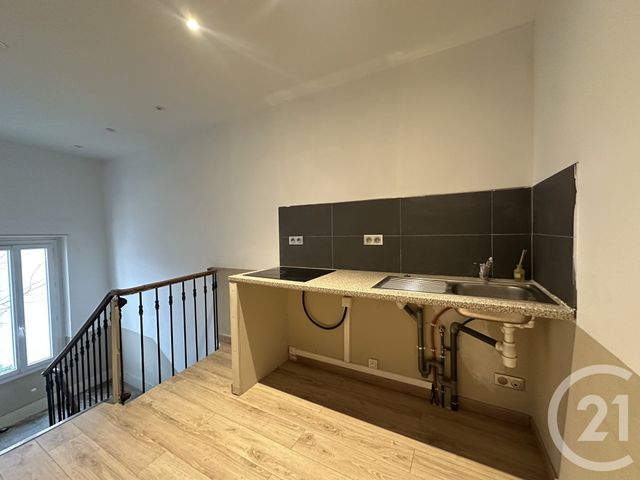 Appartement F2 &agrave; louer - 2 pi&egrave;ces - 44,05 m2 - Milhaud - 30 - LANGUEDOC-ROUSSILLON
