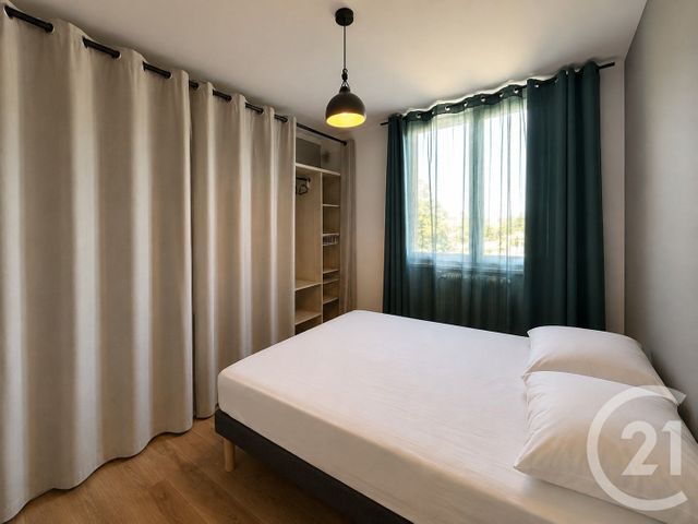 Appartement F4 &agrave; louer - 4 pi&egrave;ces - 78,63 m2 - Lunel - 34 - LANGUEDOC-ROUSSILLON