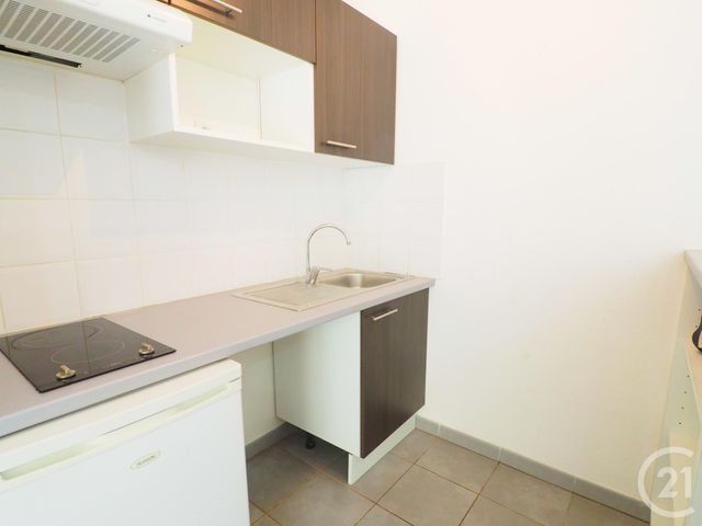 Appartement F2 &agrave; louer - 2 pi&egrave;ces - 38,98 m2 - Lunel - 34 - LANGUEDOC-ROUSSILLON