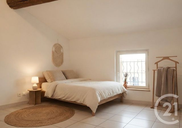 Appartement F3 &agrave; louer - 3 pi&egrave;ces - 61,84 m2 - Uchaud - 30 - LANGUEDOC-ROUSSILLON