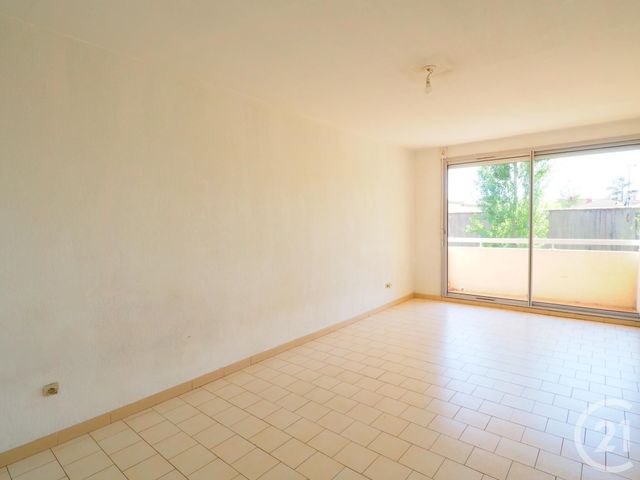 Appartement Studio &agrave; louer - 1 pi&egrave;ce - 30 m2 - Lunel - 34 - LANGUEDOC-ROUSSILLON