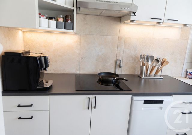 Appartement F2 &agrave; louer - 2 pi&egrave;ces - 41,60 m2 - Lunel - 34 - LANGUEDOC-ROUSSILLON