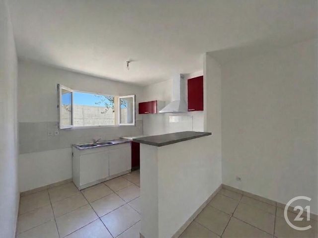 Maison &agrave; louer - 4 pi&egrave;ces - 84,01 m2 - Lunel - 34 - LANGUEDOC-ROUSSILLON