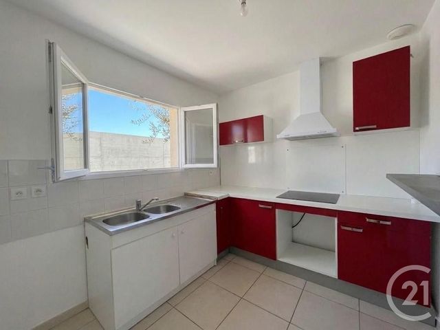 Maison &agrave; louer - 4 pi&egrave;ces - 84,01 m2 - Lunel - 34 - LANGUEDOC-ROUSSILLON
