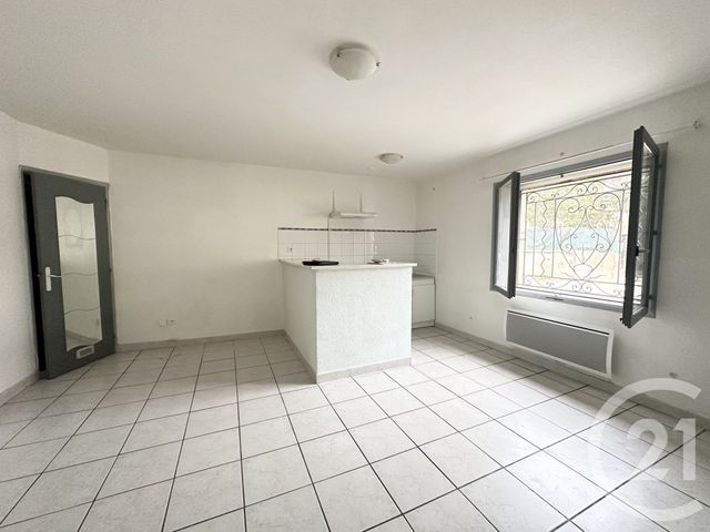 Appartement F2 à louer UCHAUD