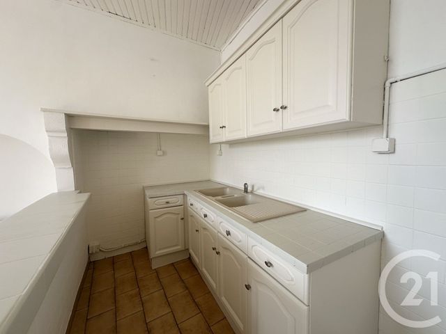 Maison &agrave; louer - 5 pi&egrave;ces - 106,65 m2 - Gallargues Le Montueux - 30 - LANGUEDOC-ROUSSILLON