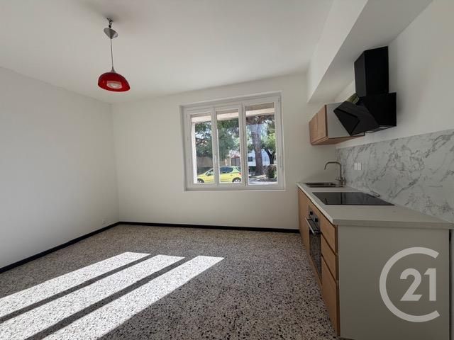 Appartement F2 &agrave; louer - 2 pi&egrave;ces - 87,03 m2 - Vauvert - 30 - LANGUEDOC-ROUSSILLON