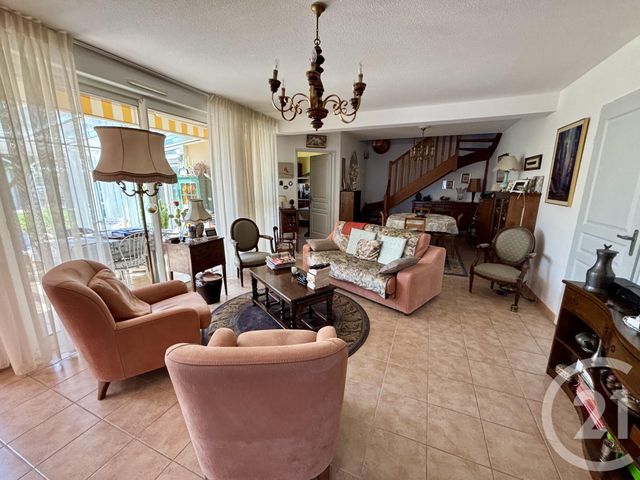 Maison à vendre - 4 pièces - 99,56 m2 - St Gilles - 30 - LANGUEDOC-ROUSSILLON