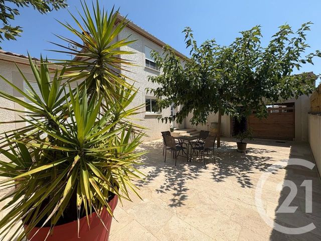 Maison à vendre - 6 pièces - 169,08 m2 - St Gilles - 30 - LANGUEDOC-ROUSSILLON