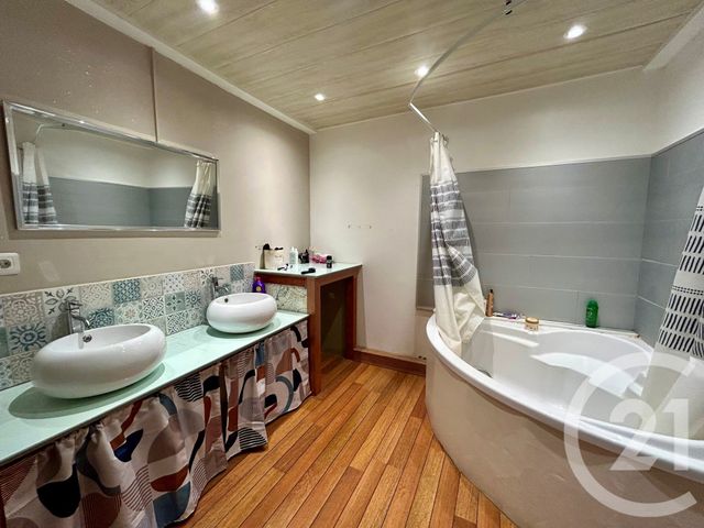 Appartement F4 à vendre - 4 pièces - 108,89 m2 - Aimargues - 30 - LANGUEDOC-ROUSSILLON